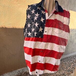 🆕 Cody James Patriotic Button Down